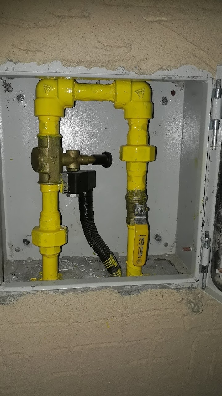 das pipes and systems